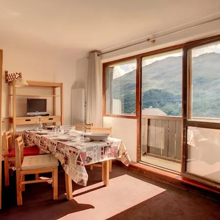 Cosy Avec Balcon, Au Pied Des Pistes, Acces Direct Et Depart Ski-in/ski-out! - Fr-1-344-206 Apartment