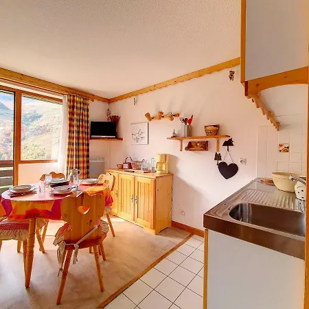 Cosy Avec Balcon, Au Pied Des Pistes, Acces Direct Et Depart Ski-in/ski-out! - Fr-1-344-206 Apartment *